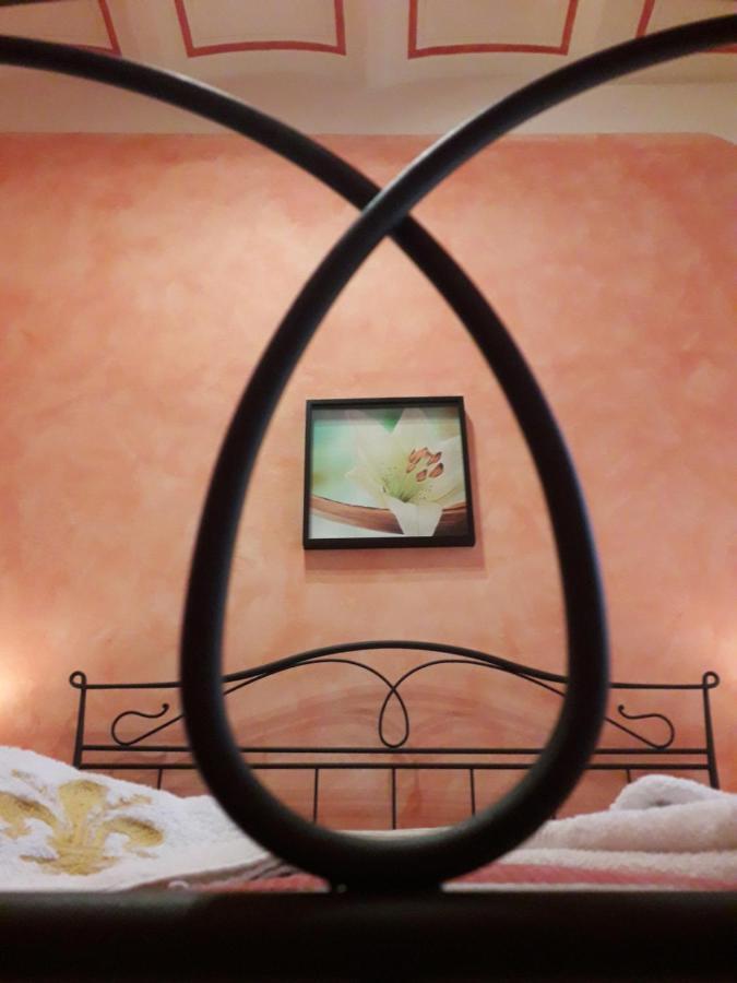 アレッツォ イル ジリオ ドーロ Bed & Breakfast エクステリア 写真