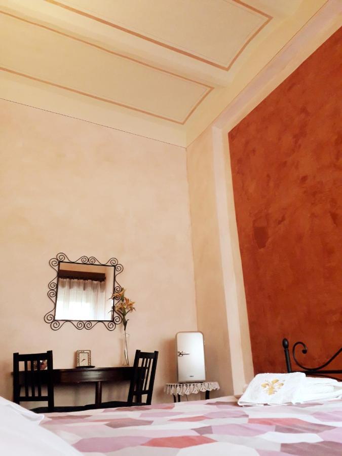 アレッツォ イル ジリオ ドーロ Bed & Breakfast エクステリア 写真